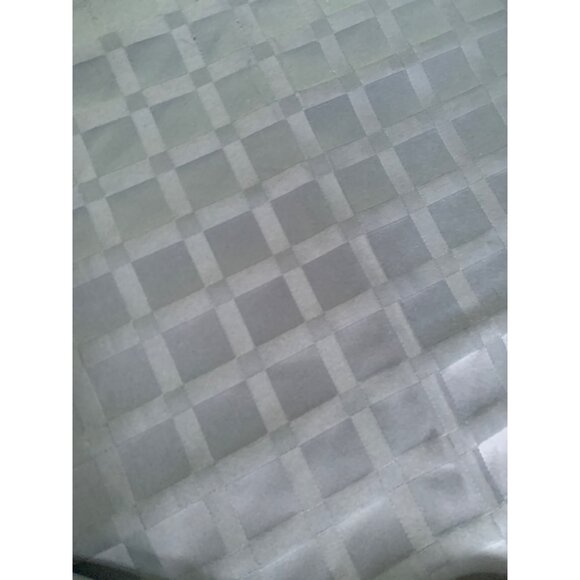 JC Penny Home Collection Blue Polyester 52 x 69" Rectangle Table Cloth Taiwana - Picture 4 of 4